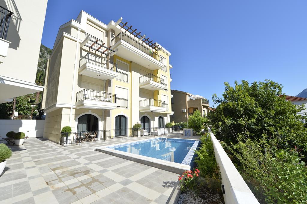 Posto Capitano C Group Appartement Kotor Buitenkant foto
