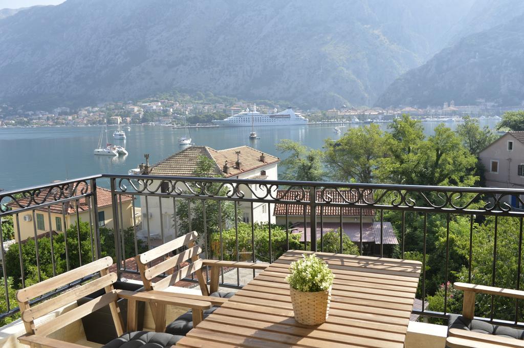 Posto Capitano C Group Appartement Kotor Buitenkant foto