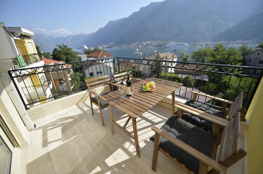 Posto Capitano C Group Appartement Kotor Buitenkant foto
